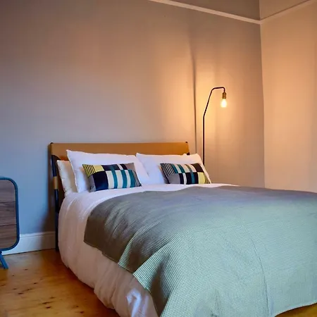 Renovated 3 Bedroom *