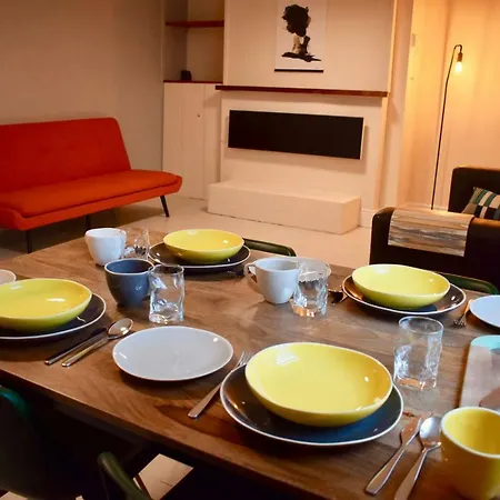 Renovated 3 Bedroom Apartment